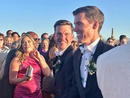 Vaughn Hillyard Wife (Husband), Age, Height & Net Worth 2026