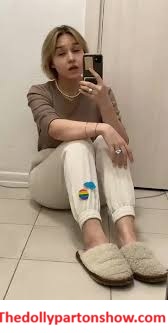 DollHole Age, Height, Weight, Family & More Net Worth (2026)